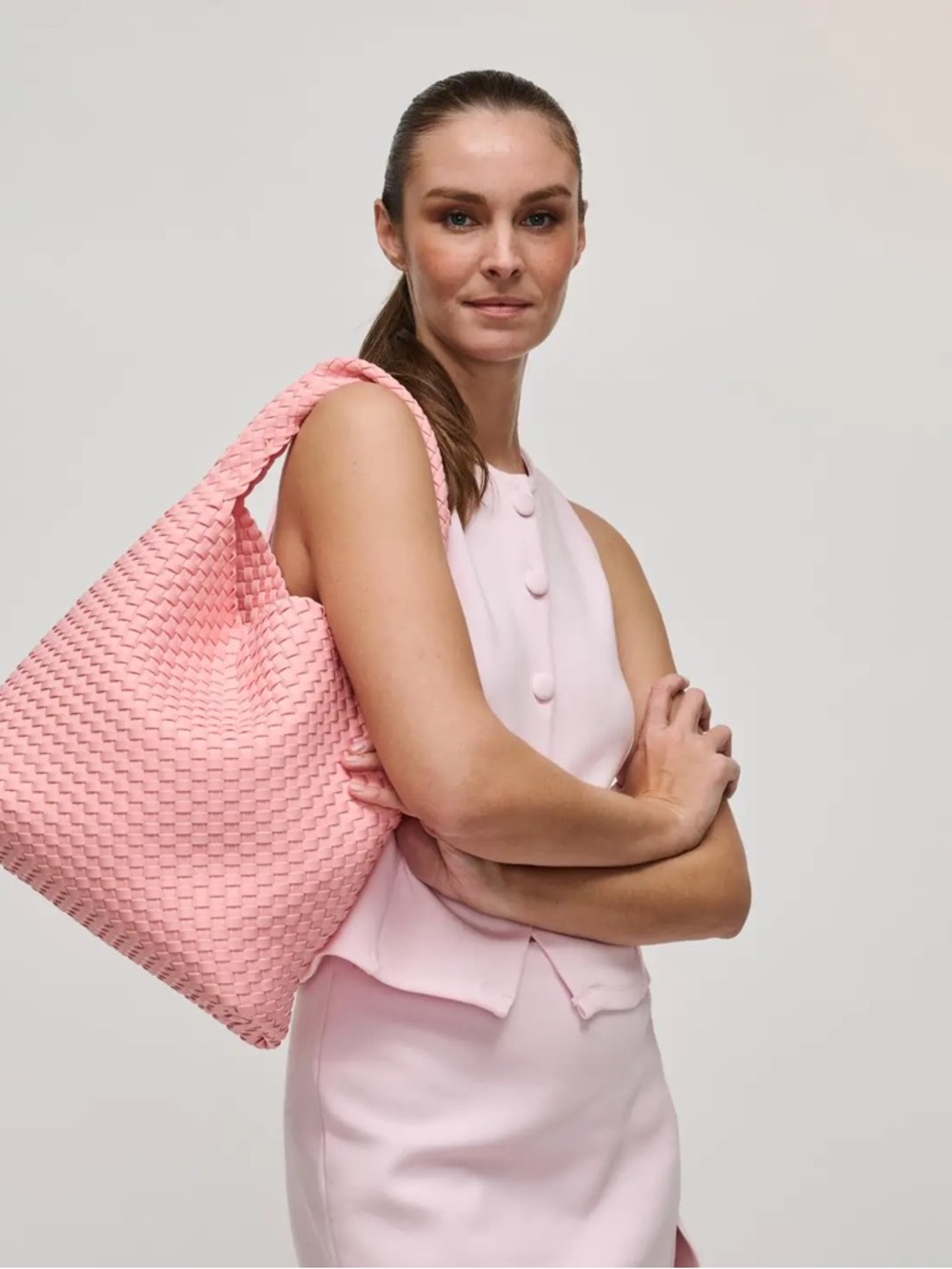 Sol and Selene Pink Woven Hobo Bag with Matching Pouch - Picture 10 of 12
